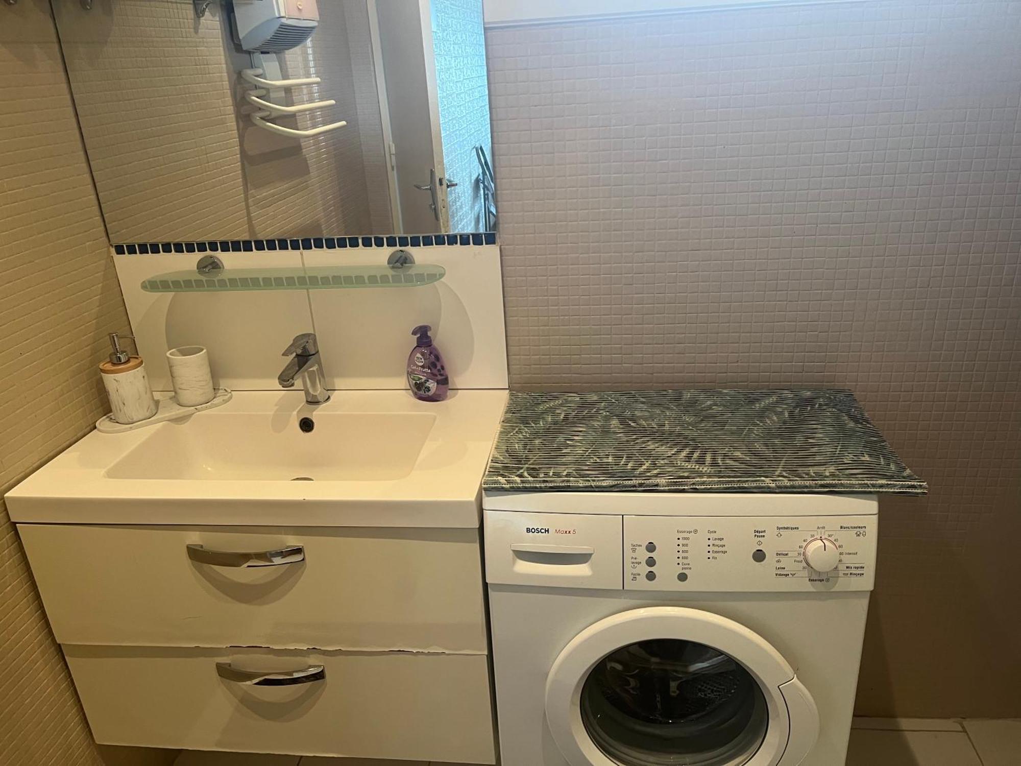 Joli Apartemo O Centro Le Lavandou Exterior foto